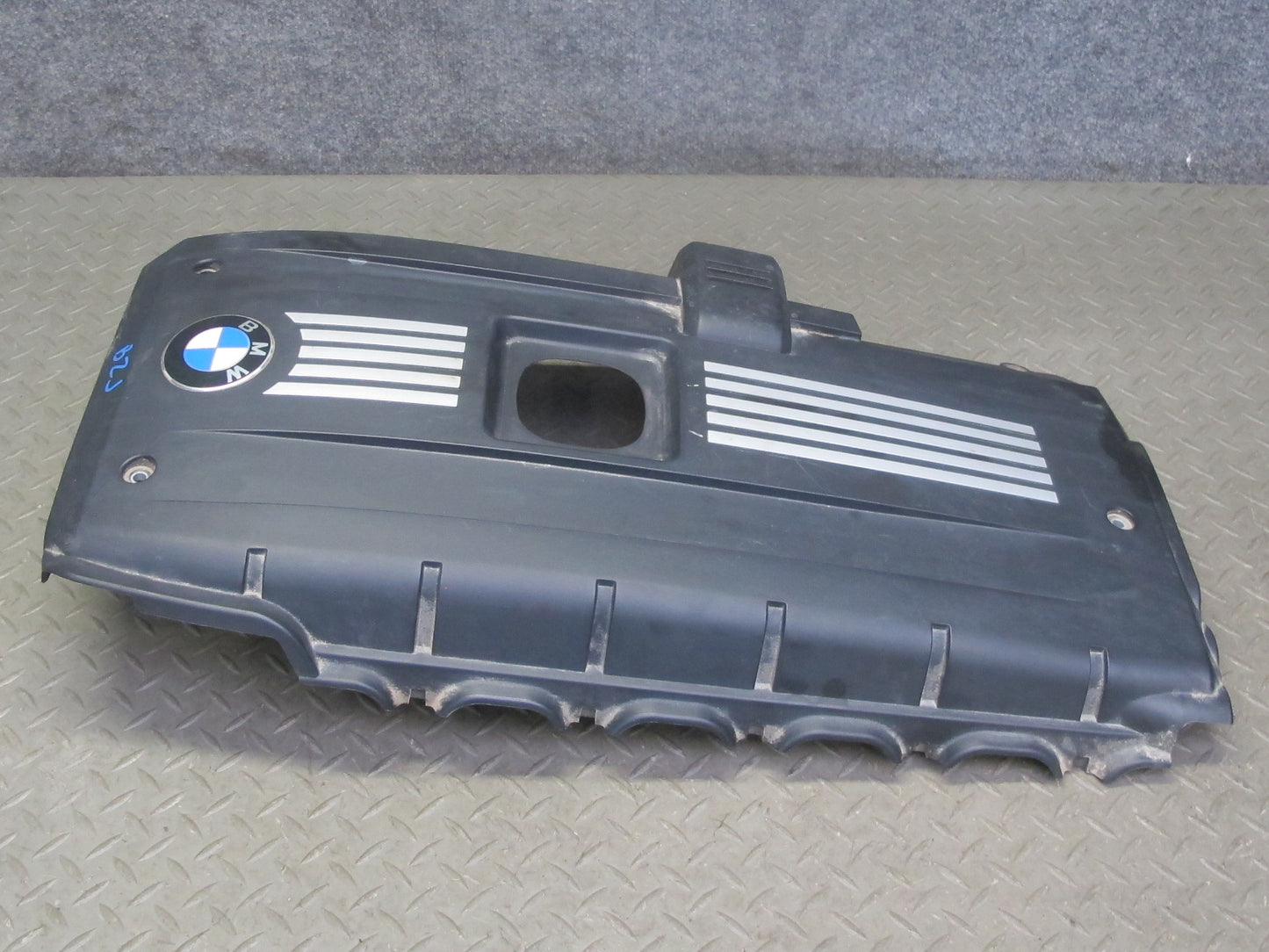 06-08 BMW E86 E85 Z4 3.0L N52 Set of 2 Engine Motor Trim Cover Panel 7575032 OEM