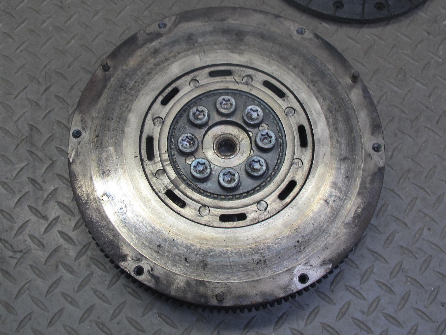 00-04 Porsche Boxster 986 2.7L M/T Transmission Flywheel Flex Plate Clutch Set