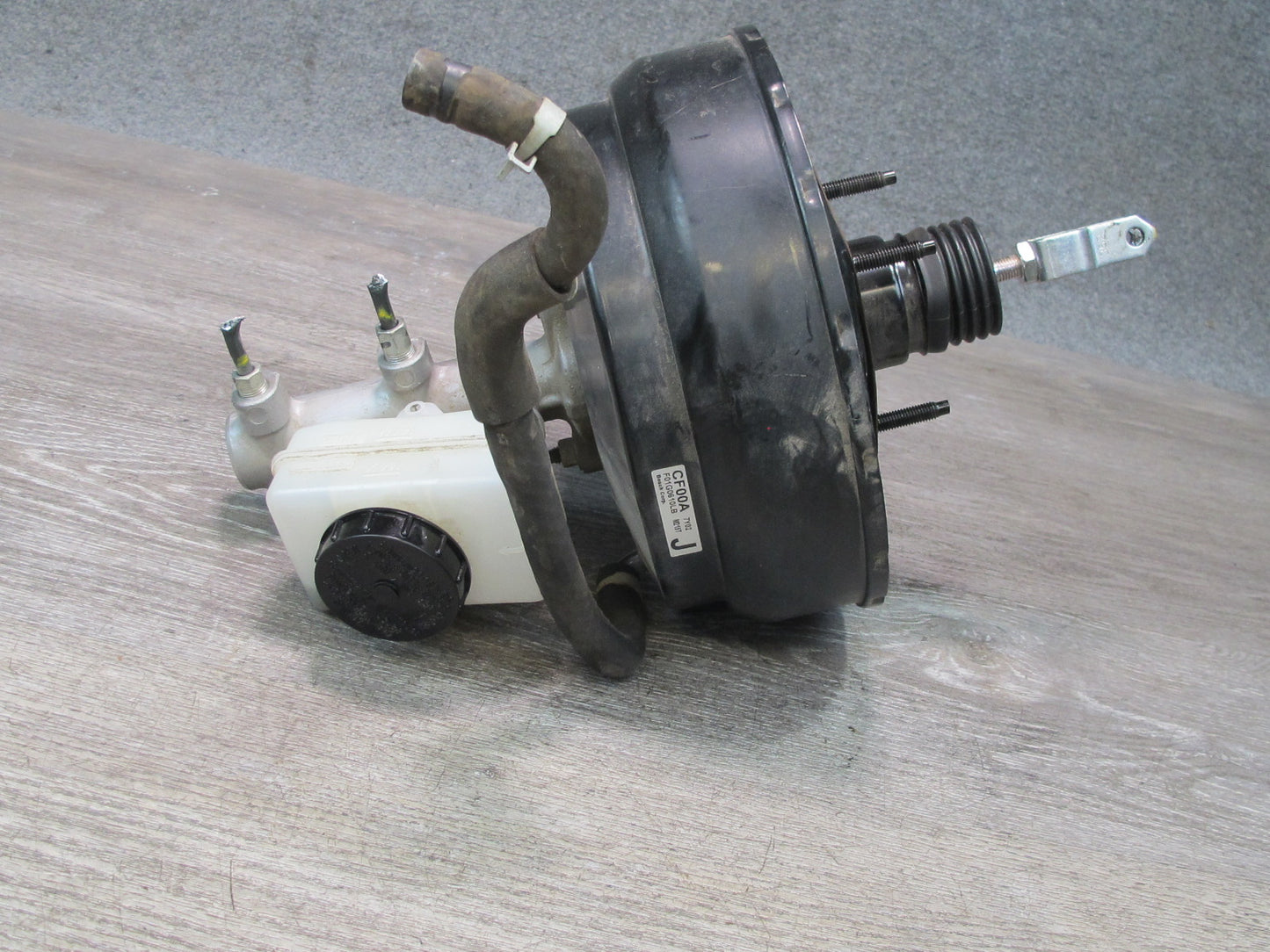 07-09 Nissan 350Z Convertible A/T Brake Master Cylinder Booster Reservoir OEM