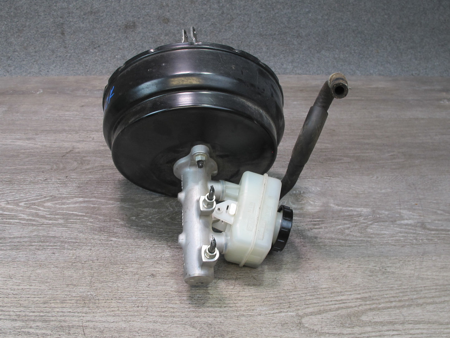 07-09 Nissan 350Z Convertible A/T Brake Master Cylinder Booster Reservoir OEM