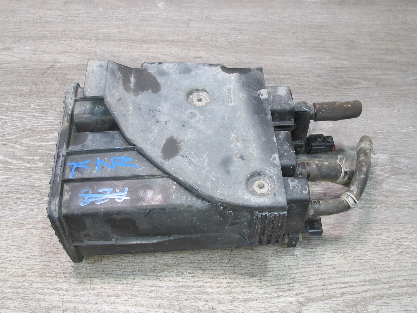 03-09 Nissan 350Z Z33 Fuel Evap Vapor Charcoal Canister OEM