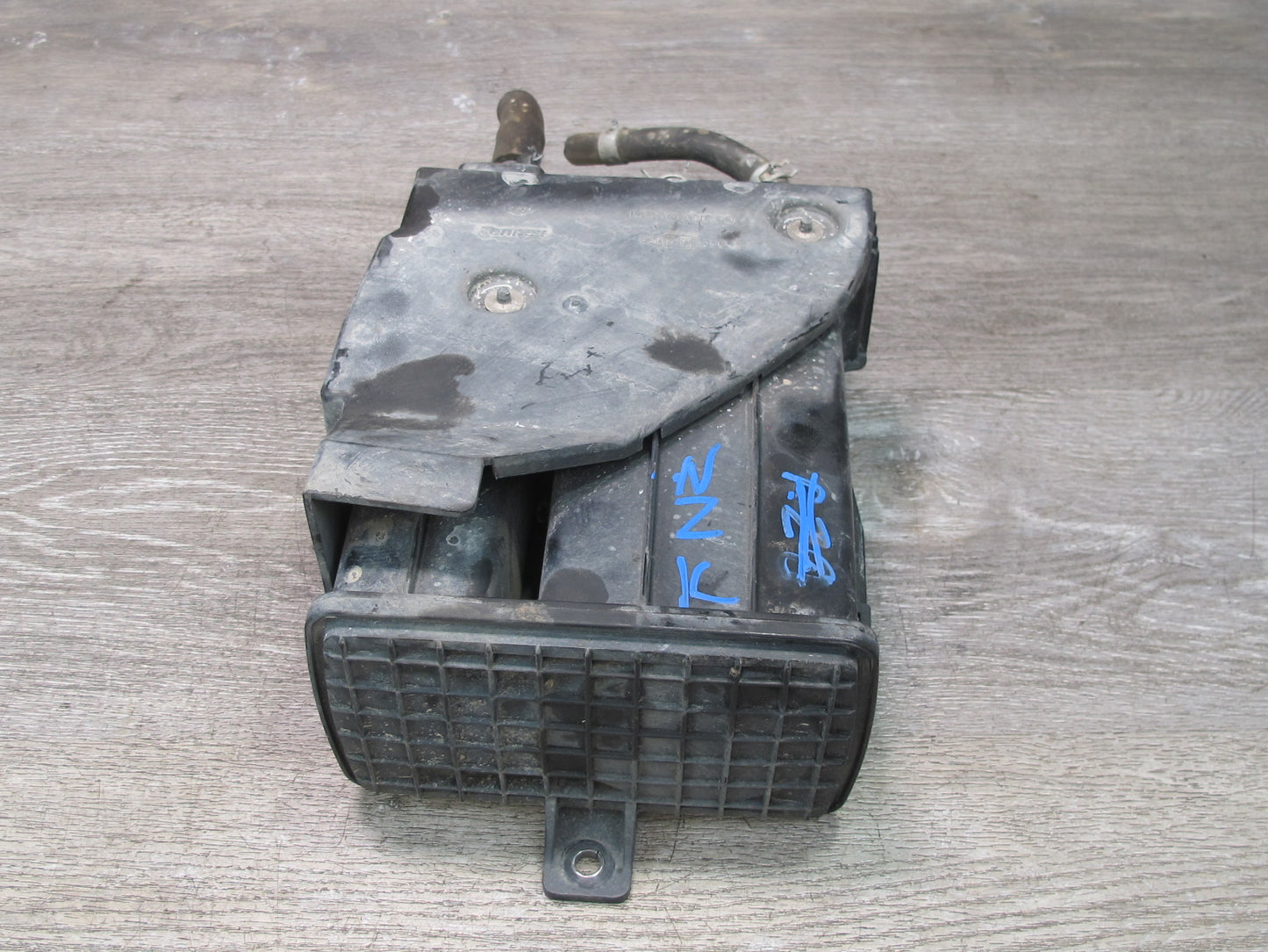 03-09 Nissan 350Z Z33 Fuel Evap Vapor Charcoal Canister OEM