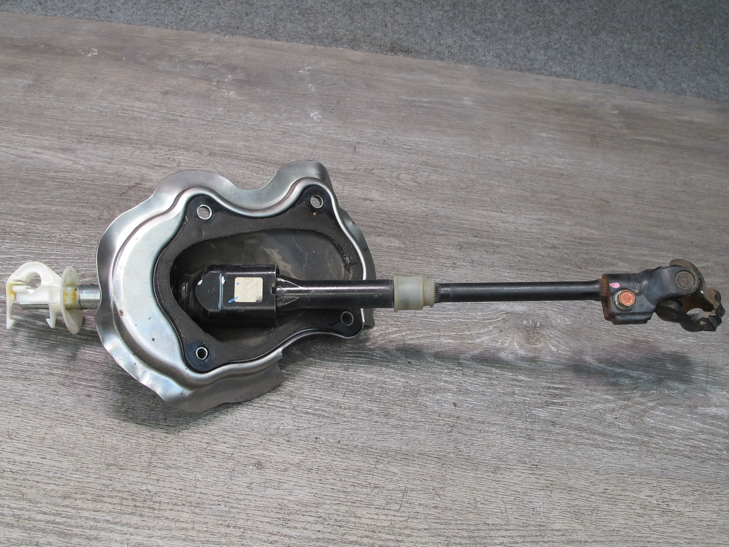 07-09 Nissan 350Z Z33 Lower Steering Column U Joint Shaft w Boot Cover OEM