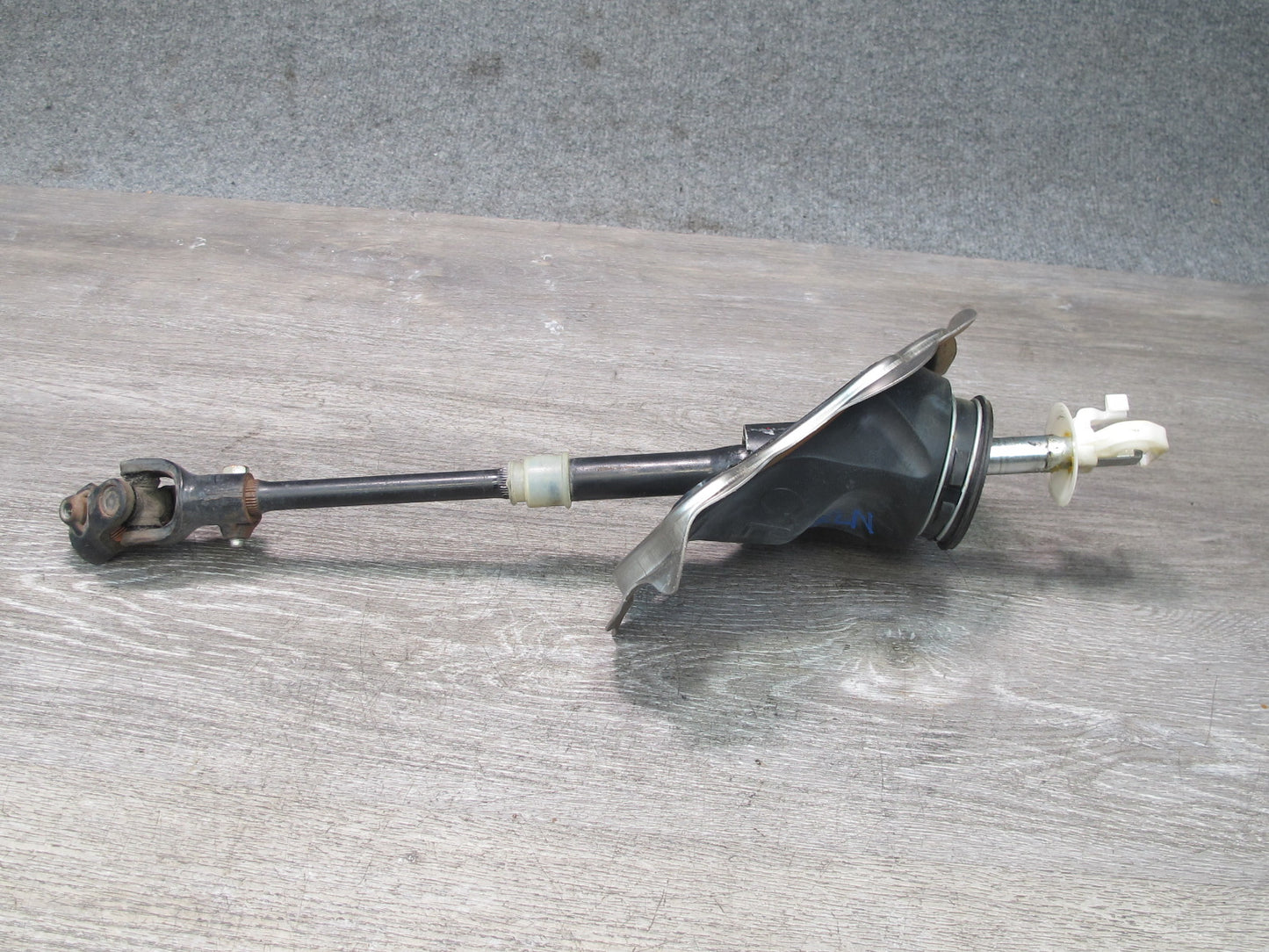 07-09 Nissan 350Z Z33 Lower Steering Column U Joint Shaft w Boot Cover OEM
