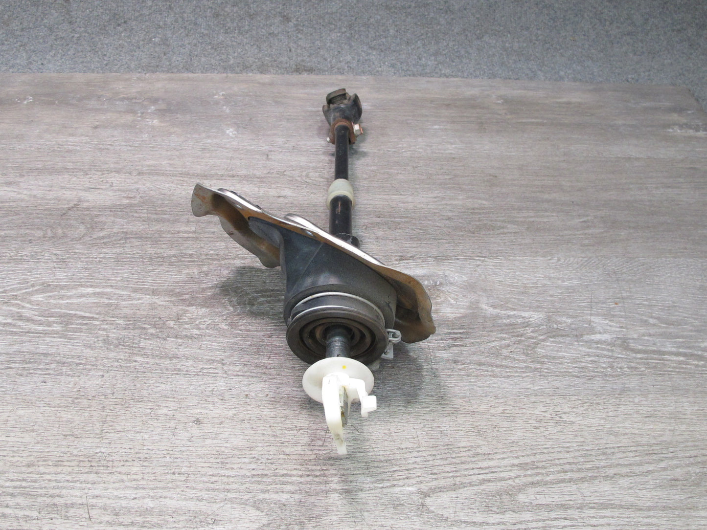 07-09 Nissan 350Z Z33 Lower Steering Column U Joint Shaft w Boot Cover OEM
