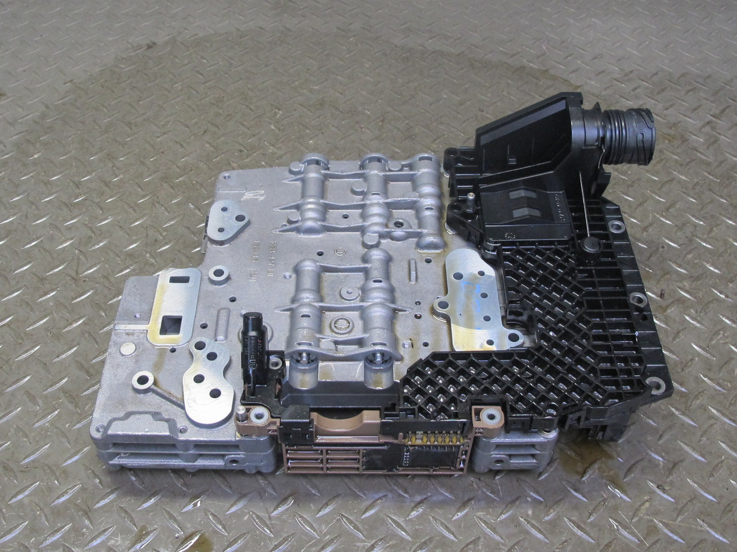 06-08 BMW E85 Z4 3.0L 6HP-19Z Automatic Transmission Valve Body Mechatronic OEM