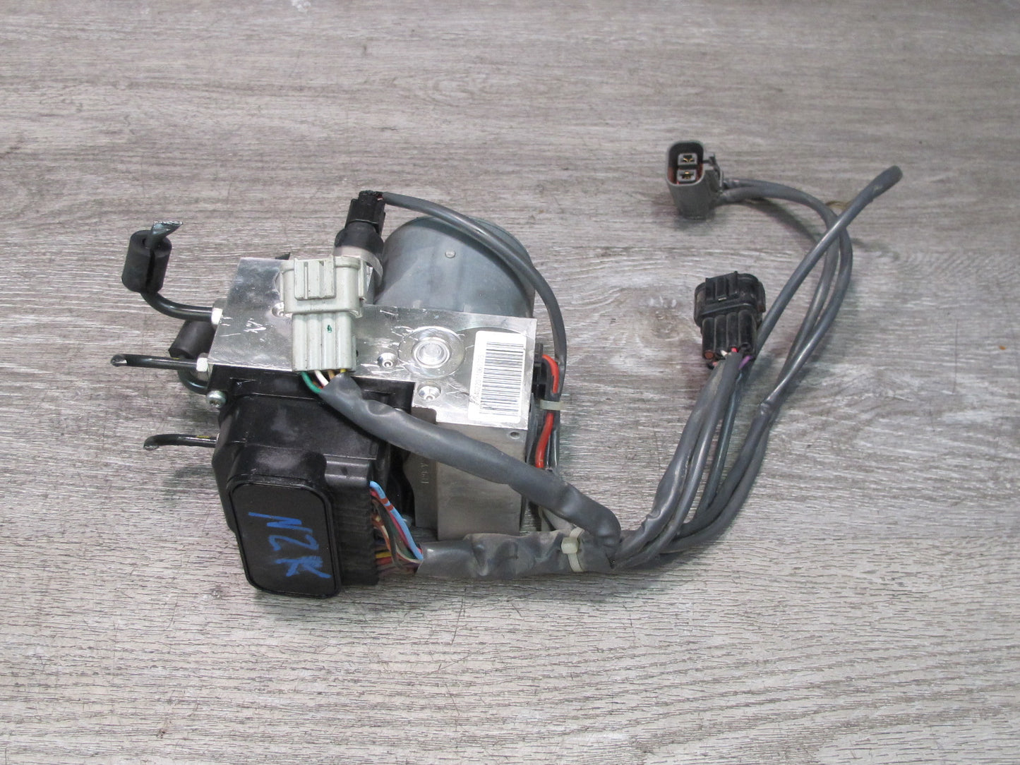 07-09 Nissan 350Z Z33 Convertible GT A/T Anti Lock Brake ABS Pump Module OEM