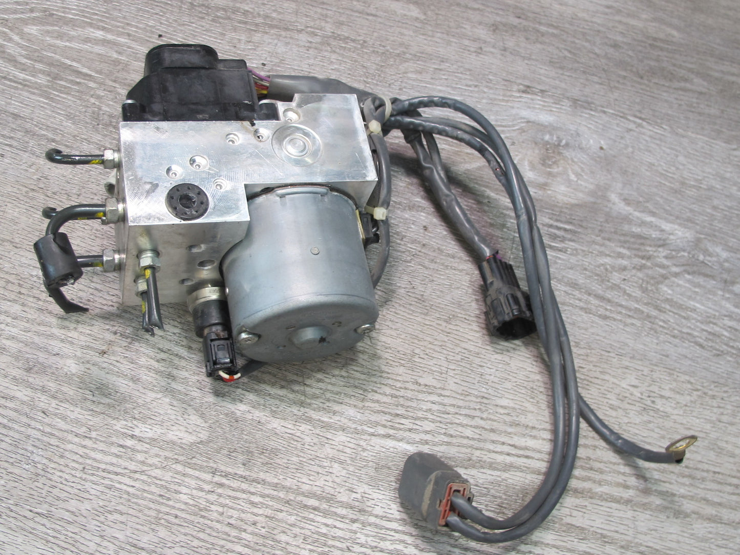 07-09 Nissan 350Z Z33 Convertible GT A/T Anti Lock Brake ABS Pump Module OEM