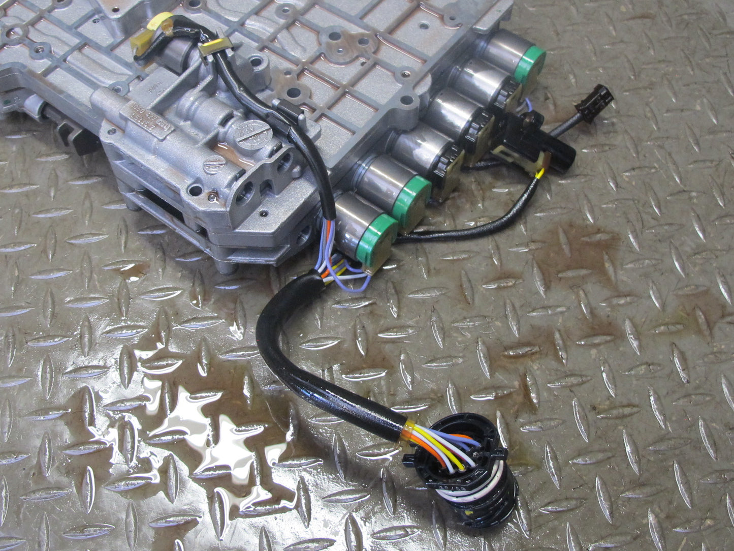 03-05 BMW E85 Z4 3.0L A5S325Z A/T Auto Transmission Valve Body Mechatronic OEM