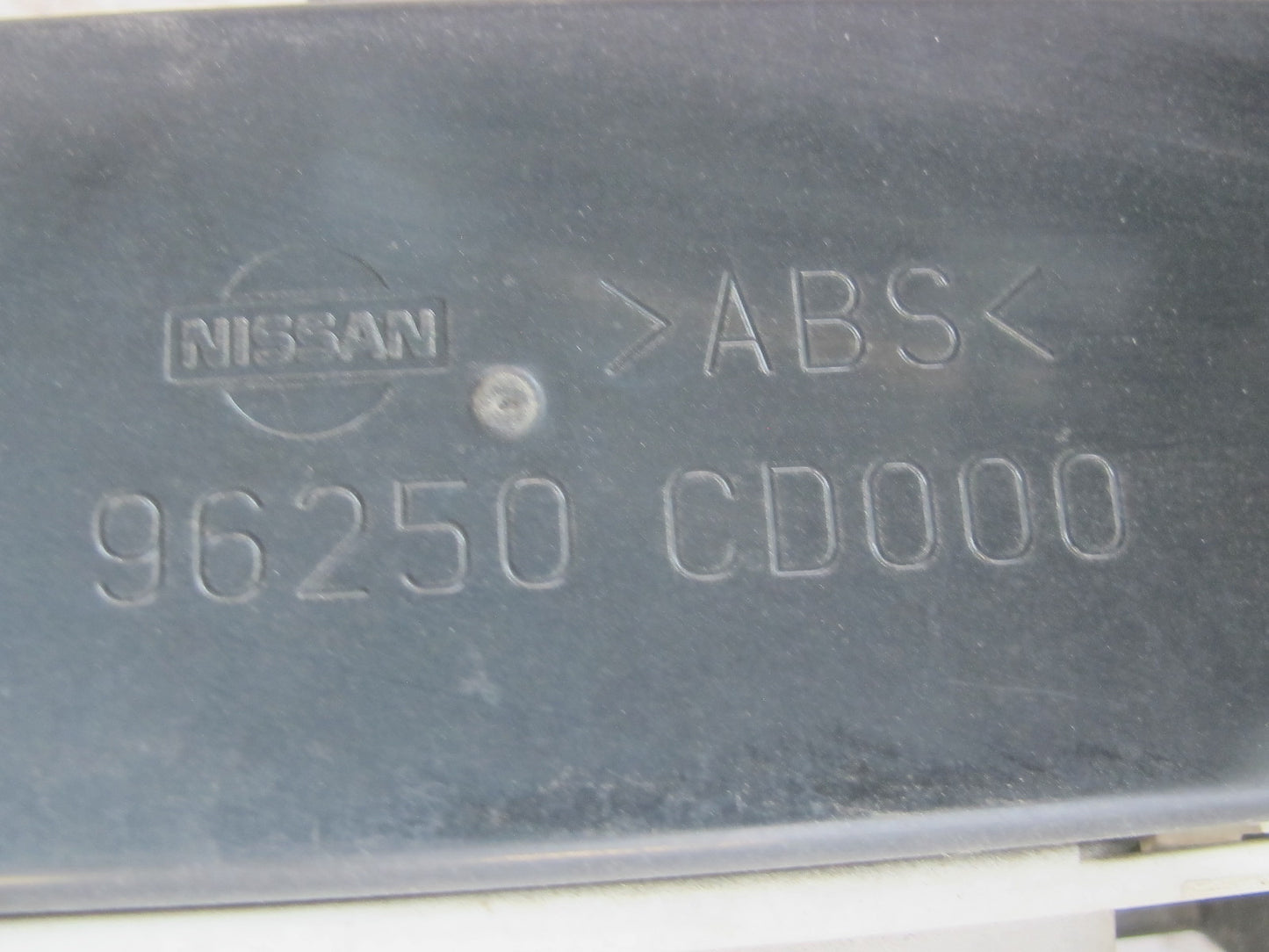 07-09 Nissan 350Z Z33 Rear Bumper License Plate Light Lamp Assembly OEM