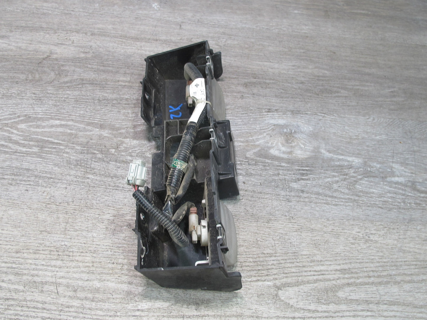 07-09 Nissan 350Z Z33 Rear Bumper License Plate Light Lamp Assembly OEM