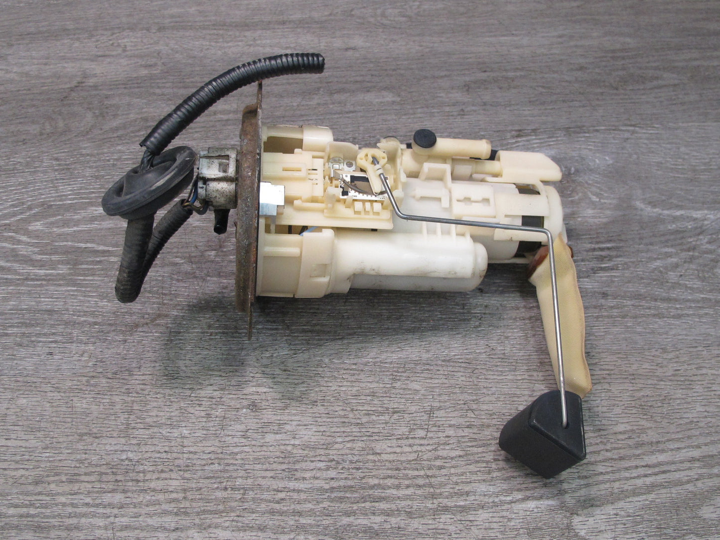 01-05 Lexus JZS160L GS300 Set of 2 Fuel Pump Level Sensor Assembly 83K Miles OEM