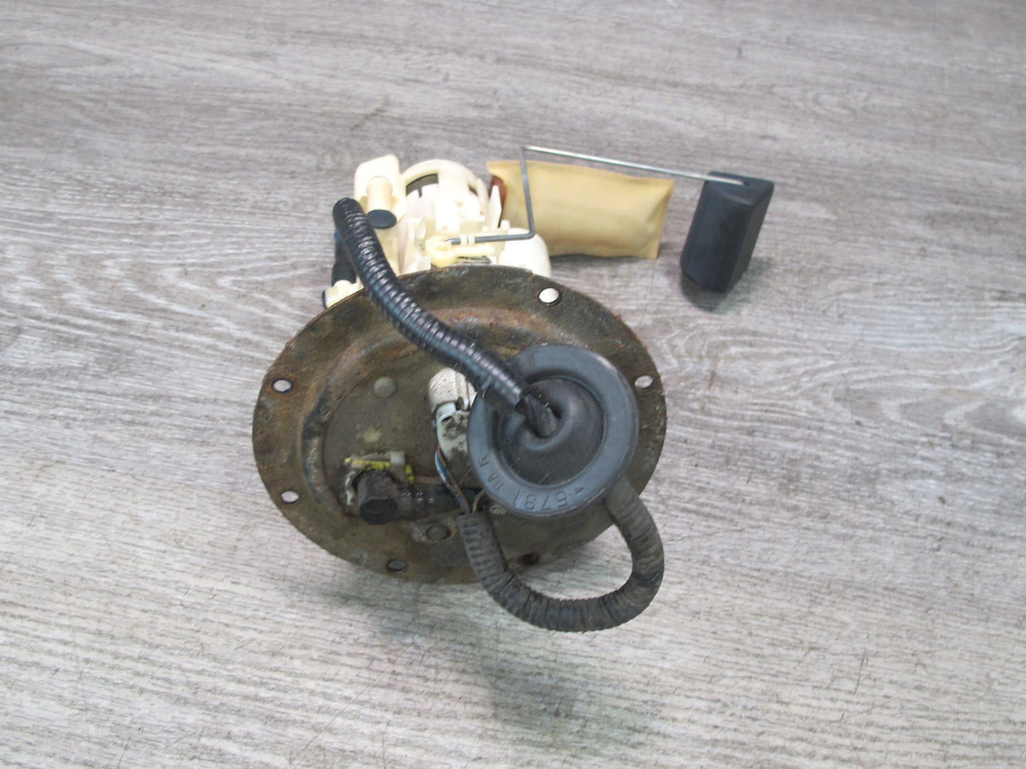 01-05 Lexus JZS160L GS300 Set of 2 Fuel Pump Level Sensor Assembly 83K Miles OEM
