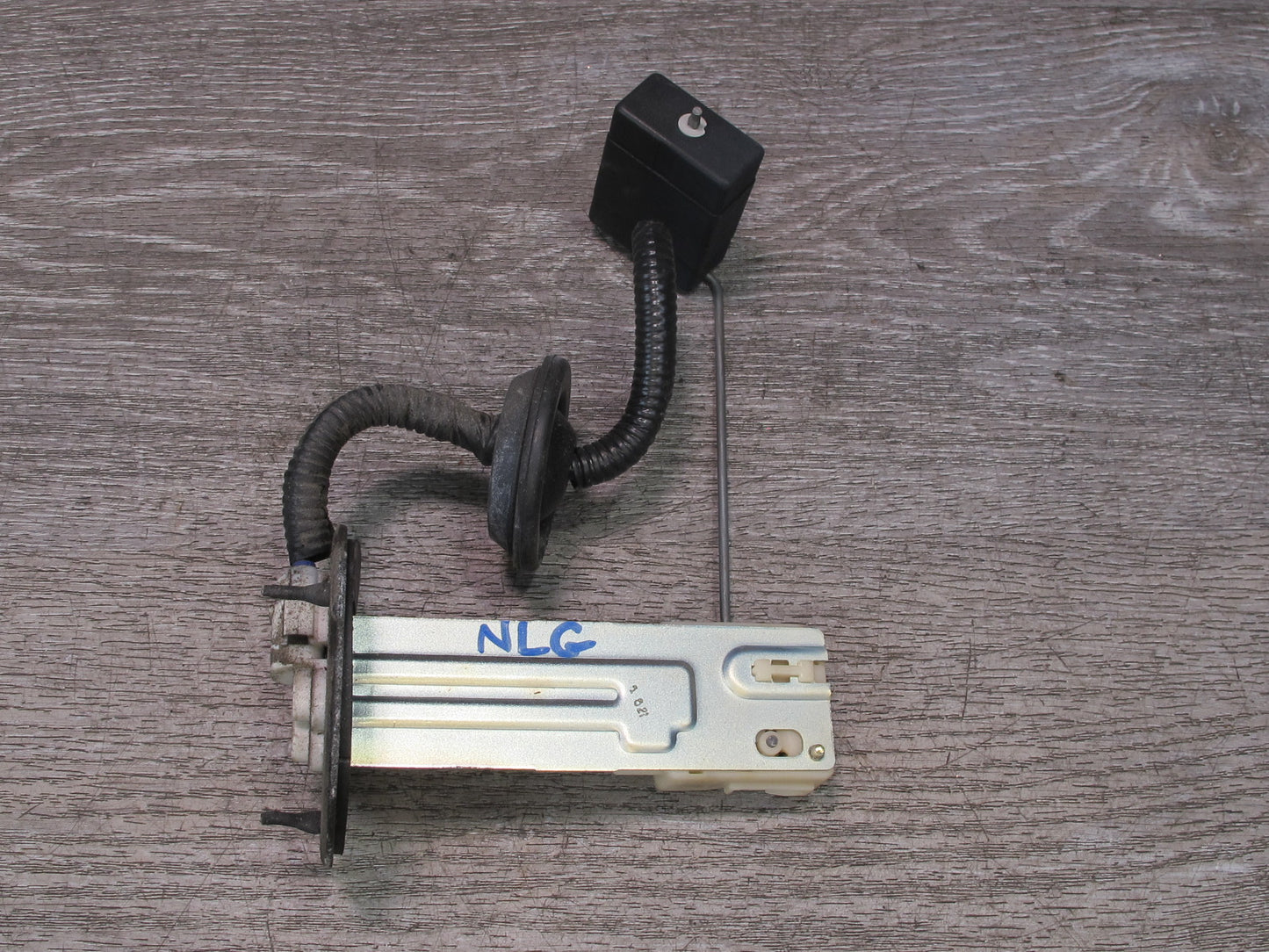 01-05 Lexus JZS160L GS300 Set of 2 Fuel Pump Level Sensor Assembly 83K Miles OEM