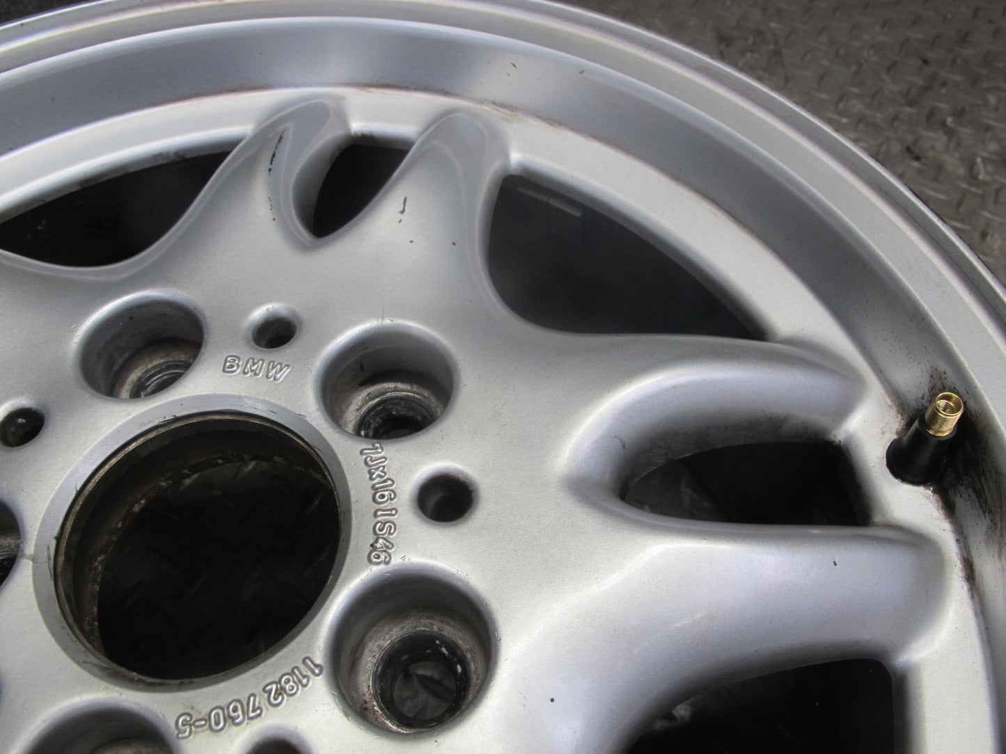 94-99 BMW E36 328iC Style 30 Factory 16" R16 Alloy Wheel Rim 16x7J ET46 OEM