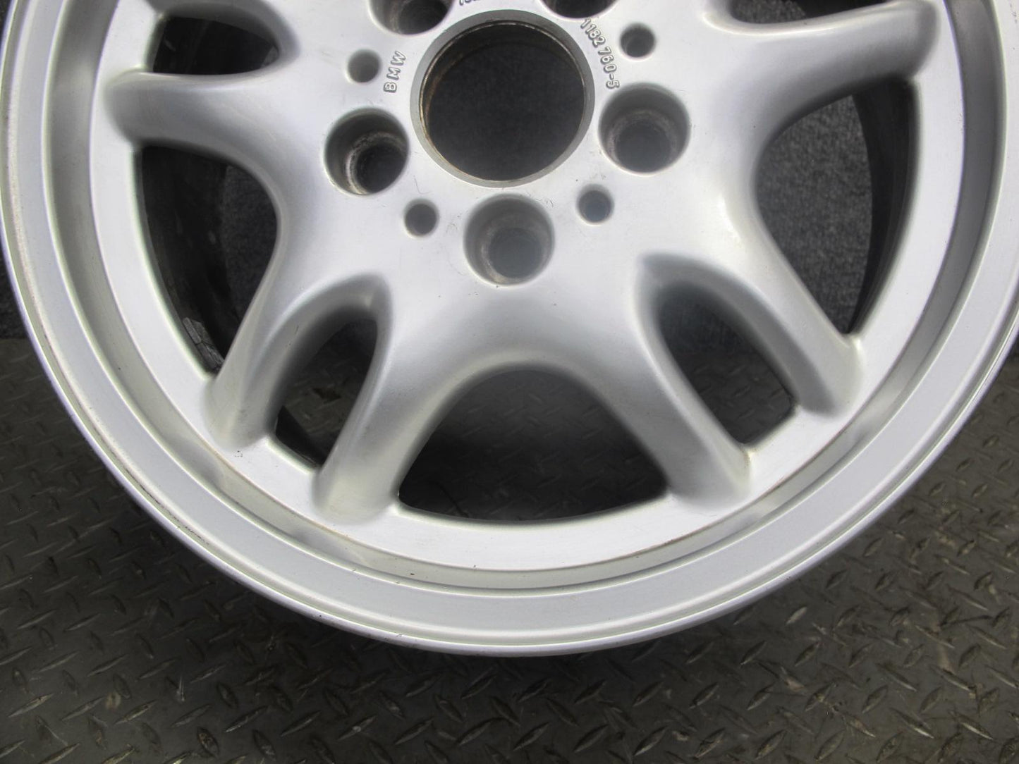 94-99 BMW E36 328iC Style 30 Factory 16" R16 Alloy Wheel Rim 16x7J ET46 OEM