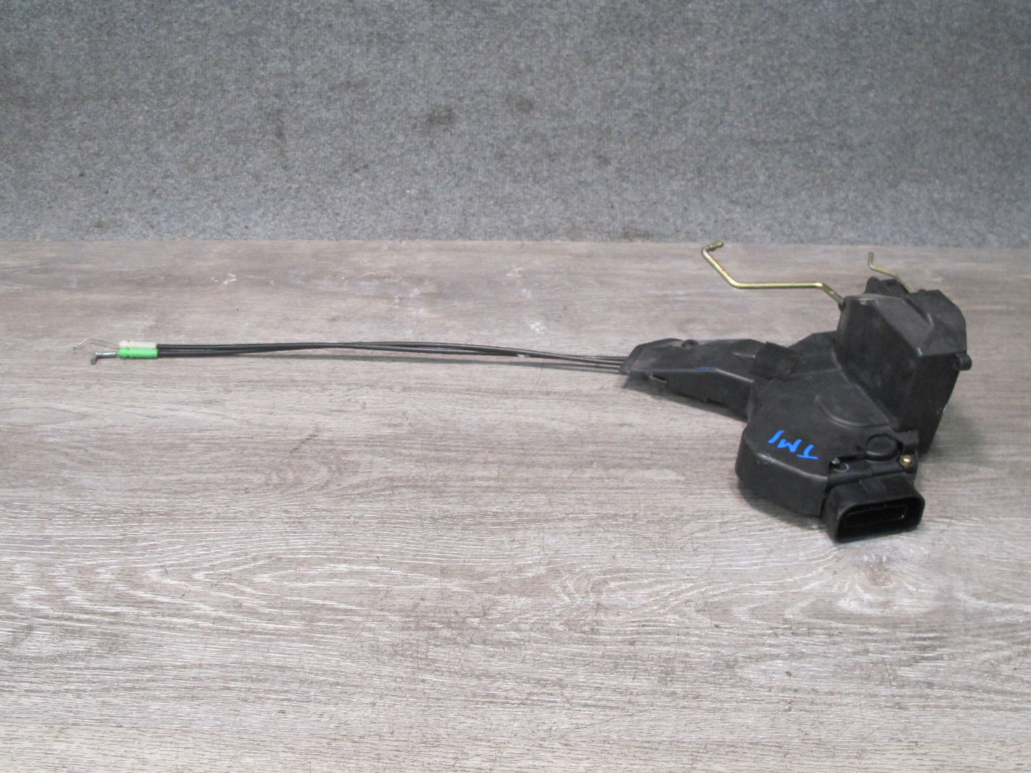 00-05 Toyota MR2 Spyder ZZW30L Left Door Lock Latch Actuator OEM