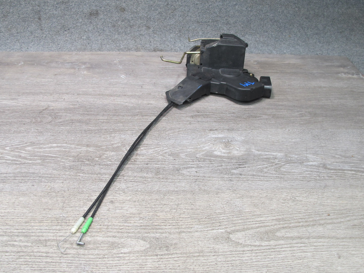 00-05 Toyota MR2 Spyder ZZW30L Left Door Lock Latch Actuator OEM