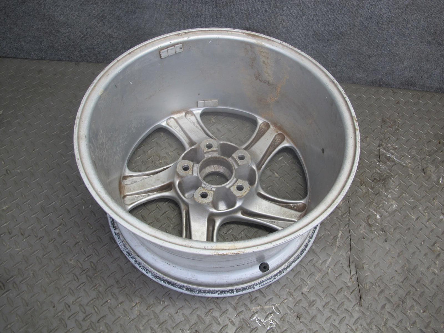 99-05 Porsche 911 Carrera 996 Factory R18" Alloy 5 Spoke Wheel Rim 18X9J ET52