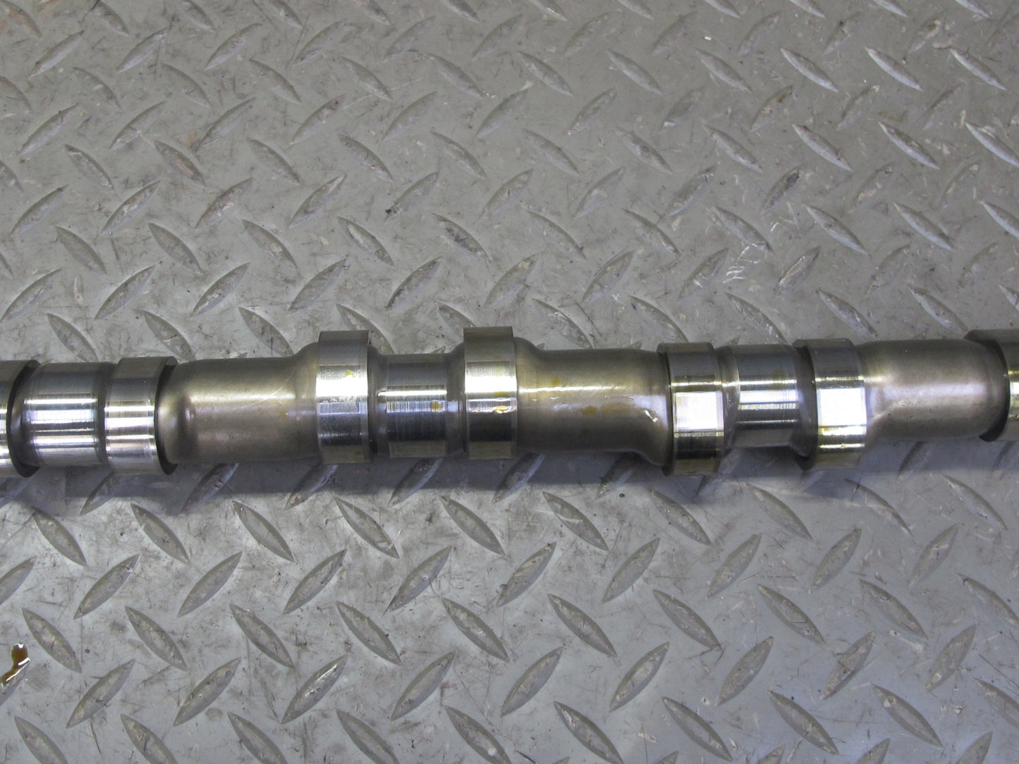 06-08 BMW E86 E85 Z4 N52 3.0L Engine Intake Camshaft 68K Miles 7560932 OEM