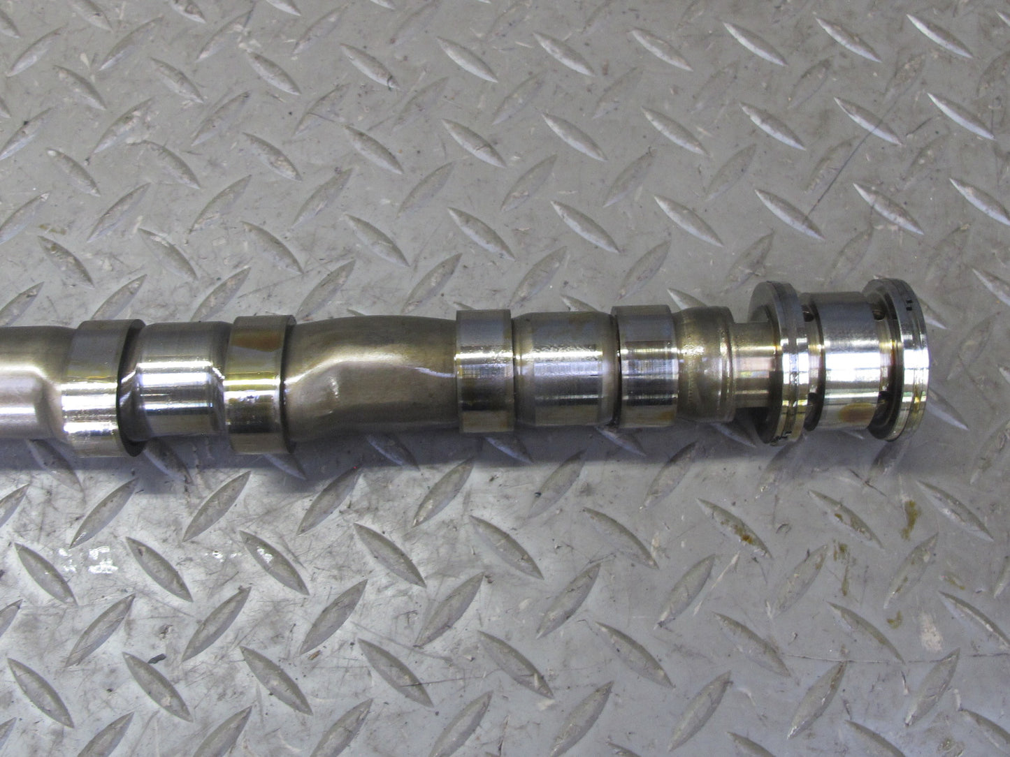 06-08 BMW E86 E85 Z4 N52 3.0L Engine Intake Camshaft 68K Miles 7560932 OEM