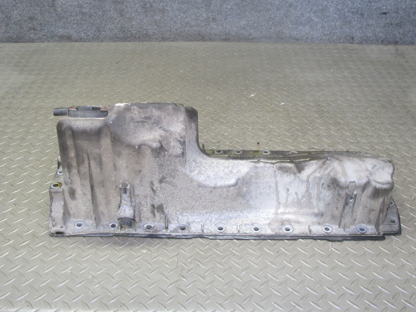 06-08 BMW E86 E85 Z4 3.0L N52 A/T Engine Motor Oil Pan 68K Miles 7516380 OEM