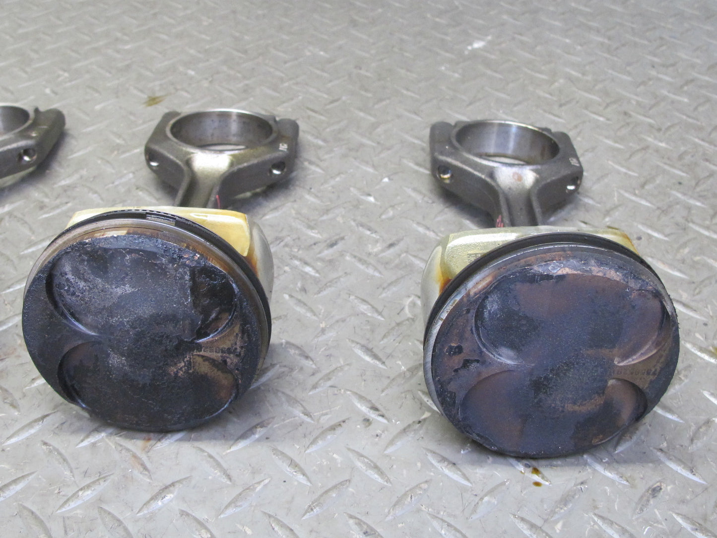 06-08 BMW E86 E85 Z4 N52 3.0L Set of 6 Engine Piston w Connecting Rod 68K OEM