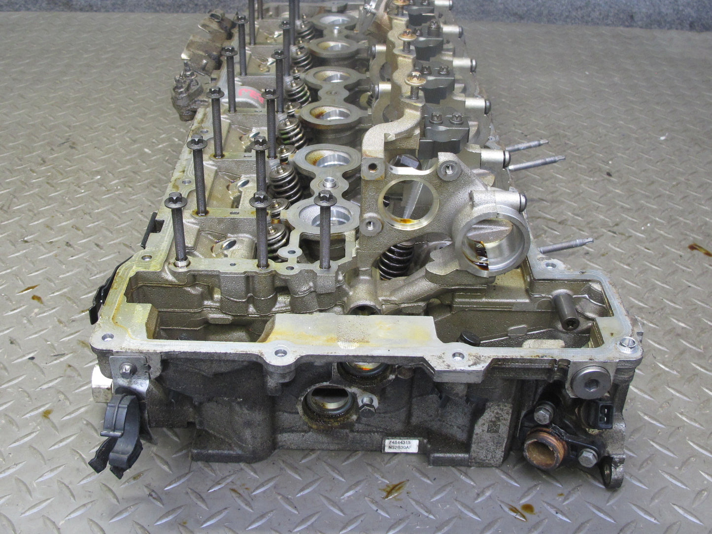 06-08 BMW E86 E85 Z4 N52 3.0L Engine Motor Cylinder Head 68K Miles OEM