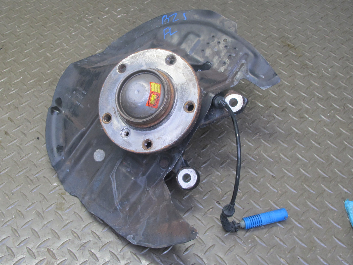 03-08 BMW E85 Z4 RWD Front Left Spindle Knuckle Wheel Hub Bearing 68K Miles OEM