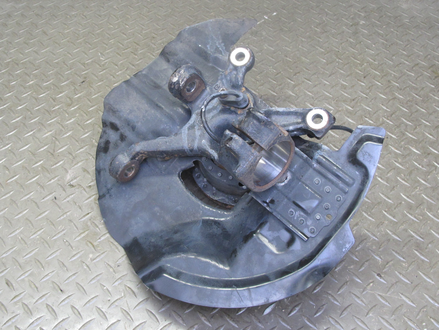 03-08 BMW E85 Z4 RWD Front Left Spindle Knuckle Wheel Hub Bearing 68K Miles OEM
