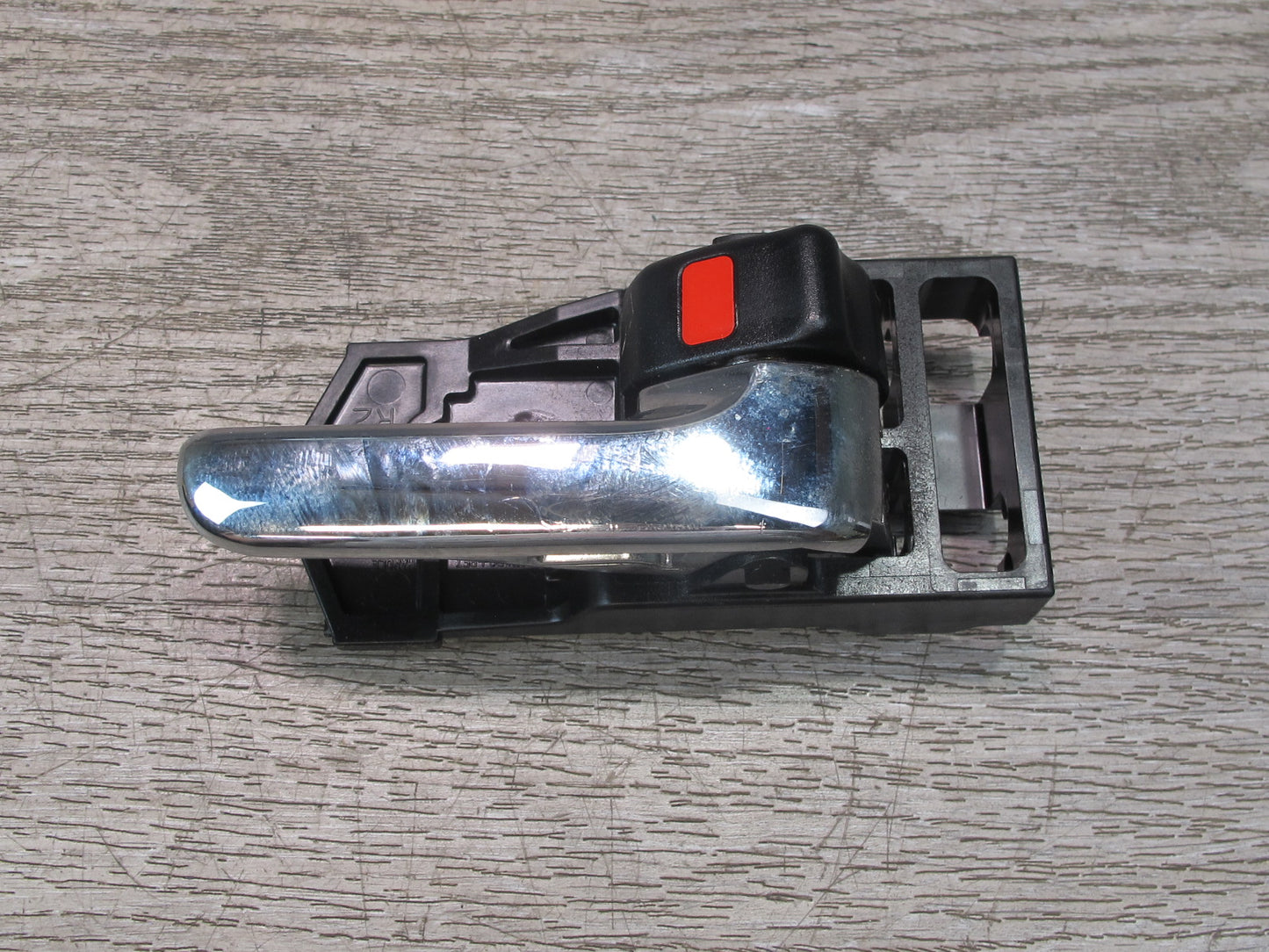 00-05 Toyota MR2 Spyder ZZW30L Right Door Inner Interior Handle OEM