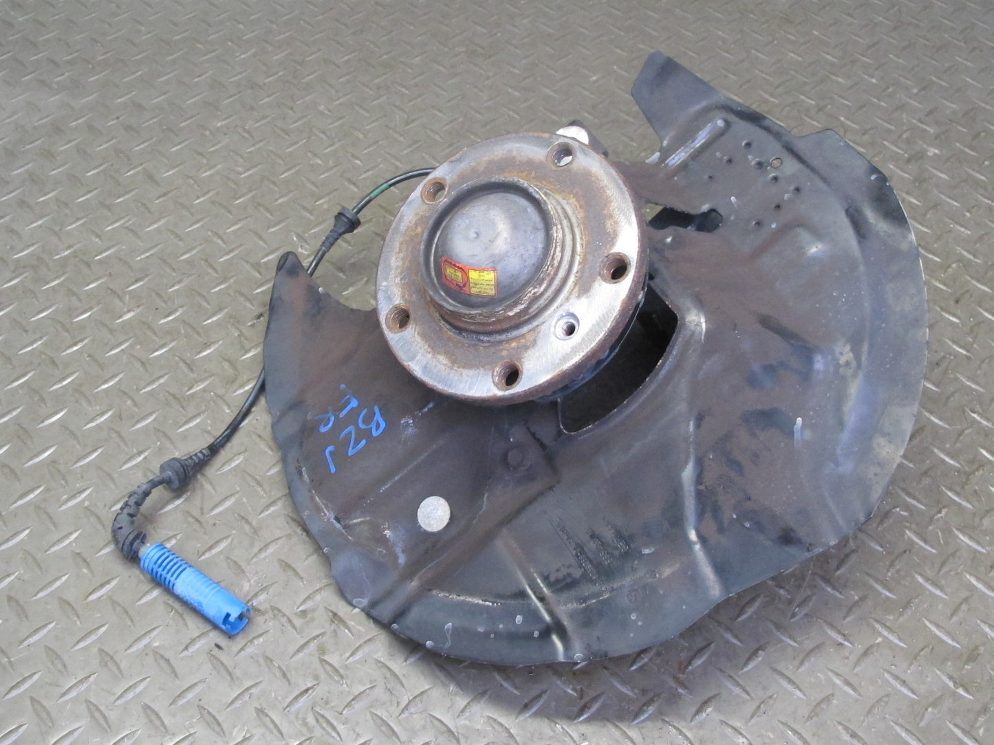 03-08 BMW E85 Z4 RWD Front Right Spindle Knuckle Wheel Hub Bearing 68K Miles OEM