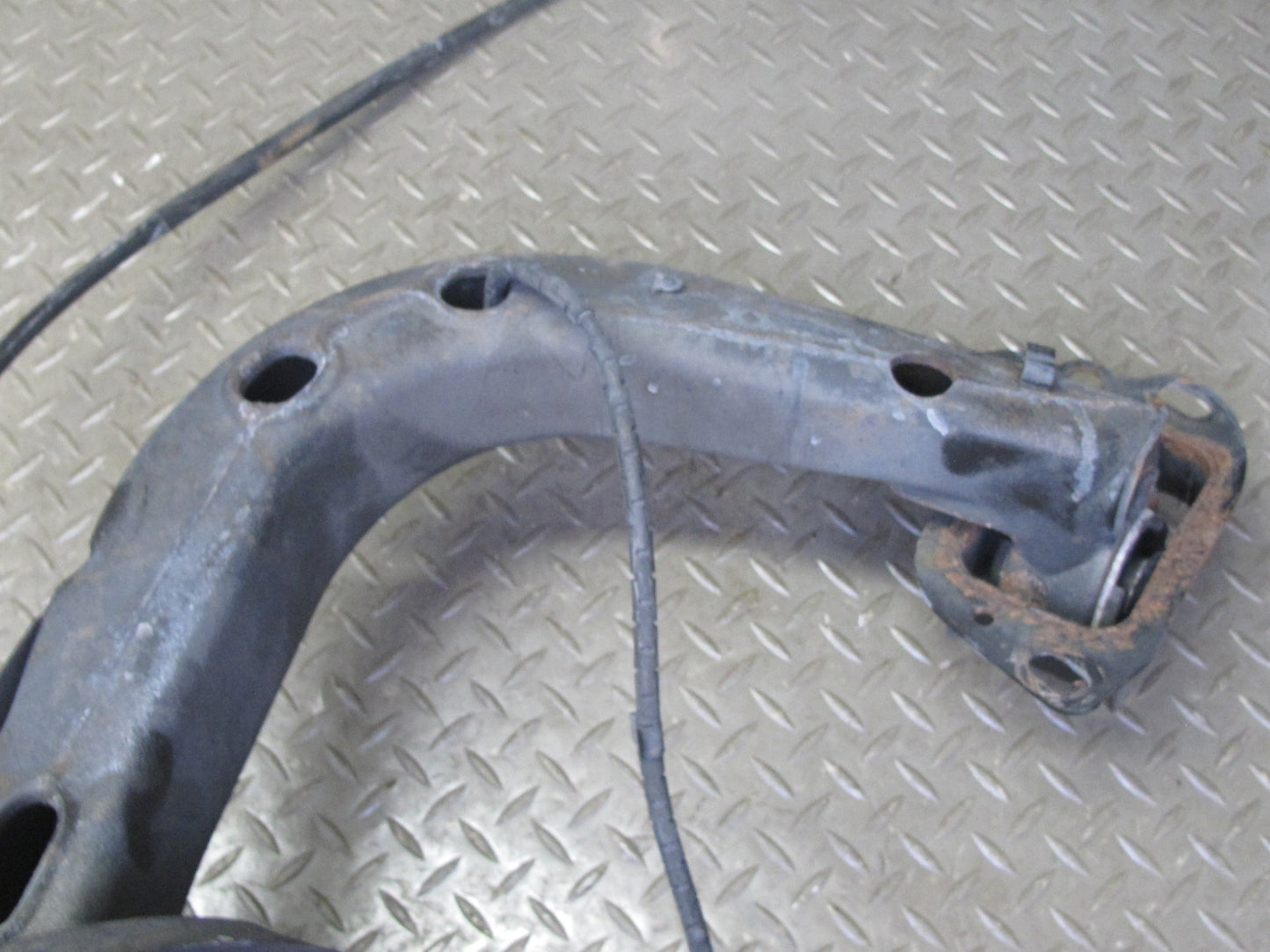 03-08 BMW E85 Z4 RWD Rear Left Spindle Knuckle Trailing Arm Hub Bearing 68K OEM