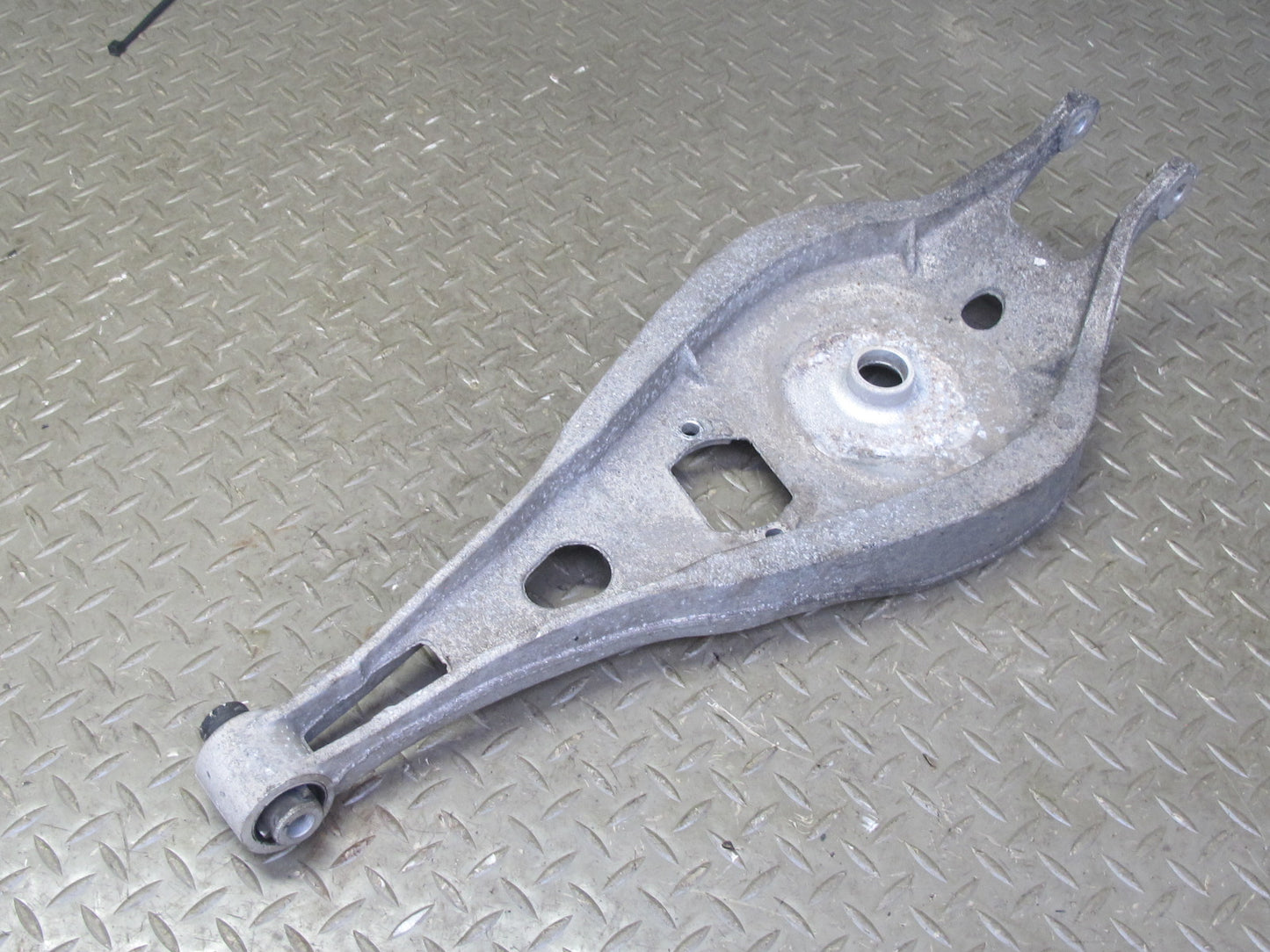 03-08 BMW E85 Z4 RWD Rear Left Suspension Upper Control Arm 68K 1094889 OEM
