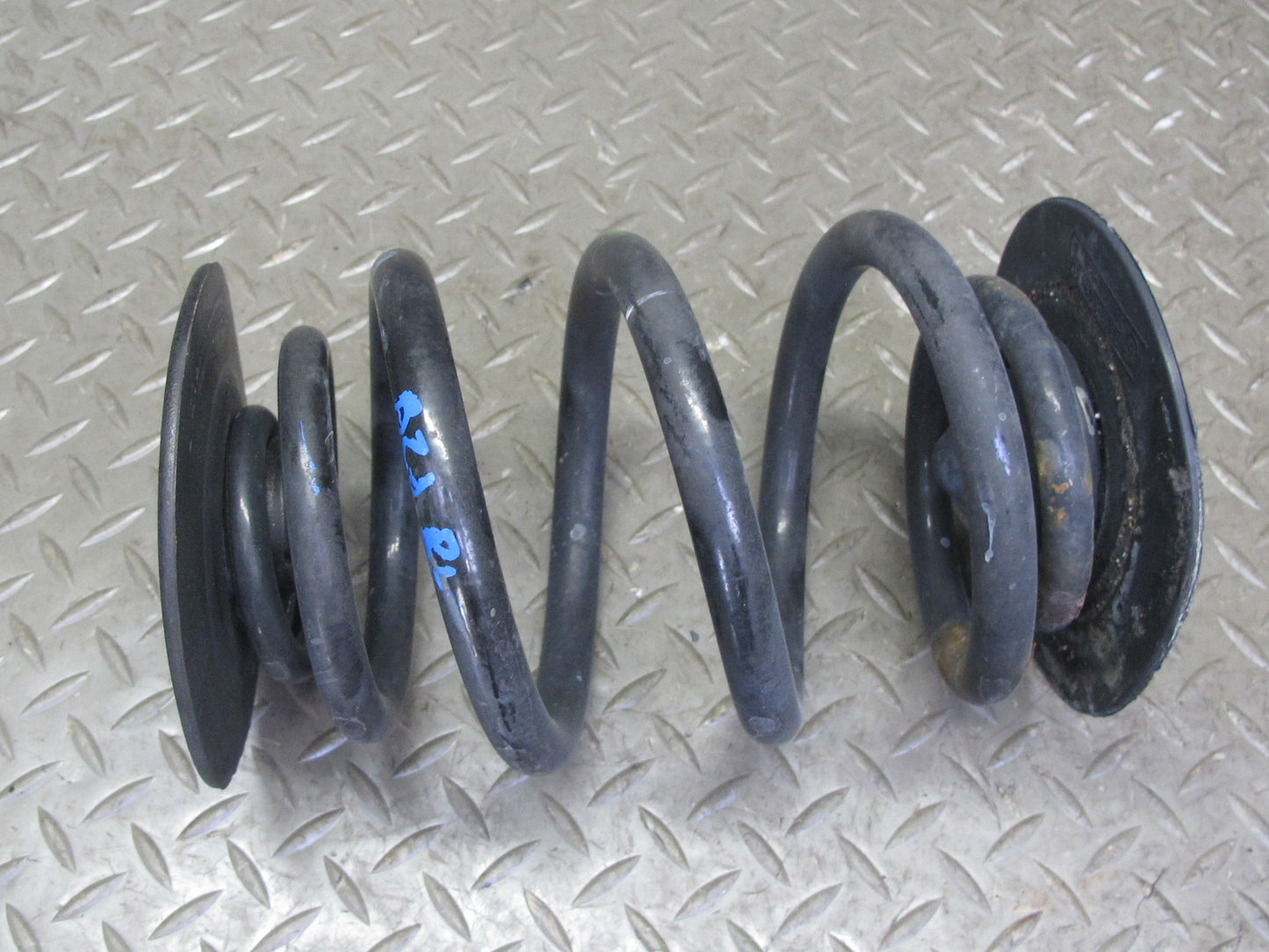 06-08 BMW E85 Z4 Set of 2 Rear Left & Right Coil Spring W/ Pads 68K Miles OEM