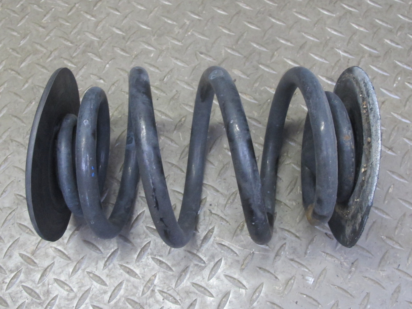 06-08 BMW E85 Z4 Set of 2 Rear Left & Right Coil Spring W/ Pads 68K Miles OEM