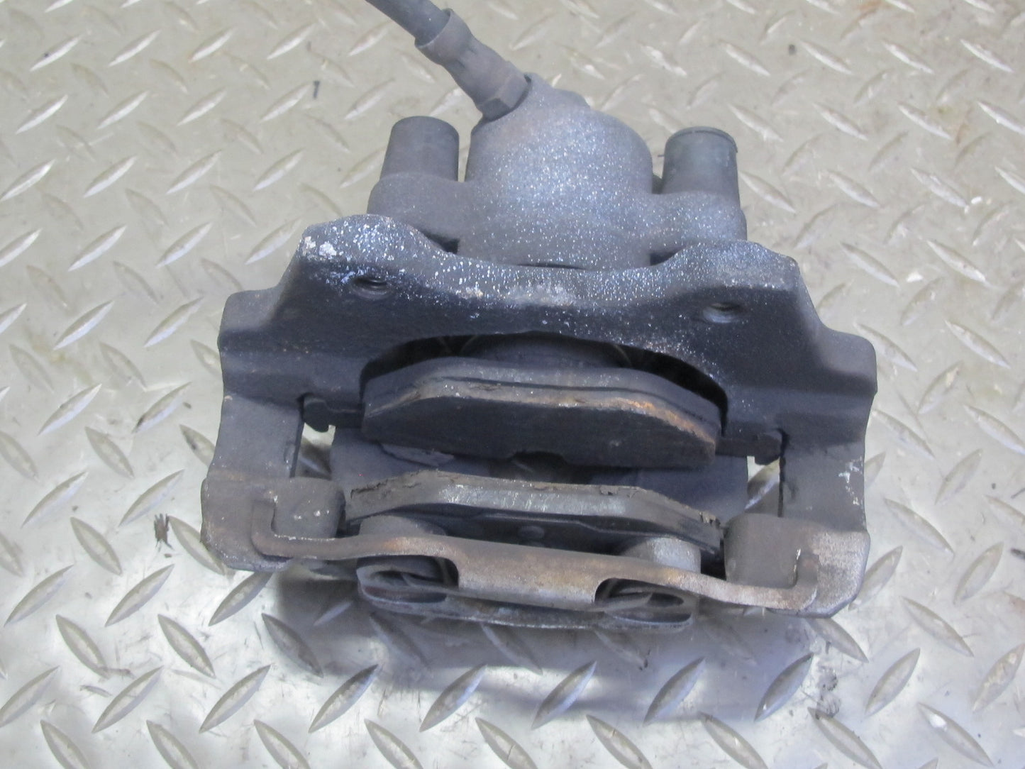 03-08 BMW E86 E85 Z4 3.0L RWD Set of 2 Rear Left & Right Brake Caliper 68K OEM
