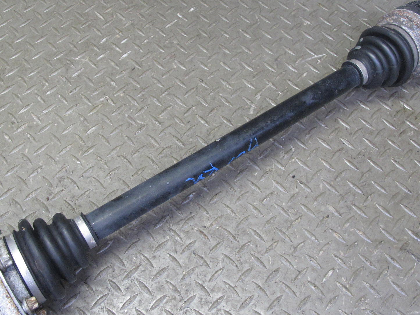 06-08 BMW E86 E85 Z4 N52 3.0L A/T Rear Right Suspension Axle Shaft 68K Miles OEM
