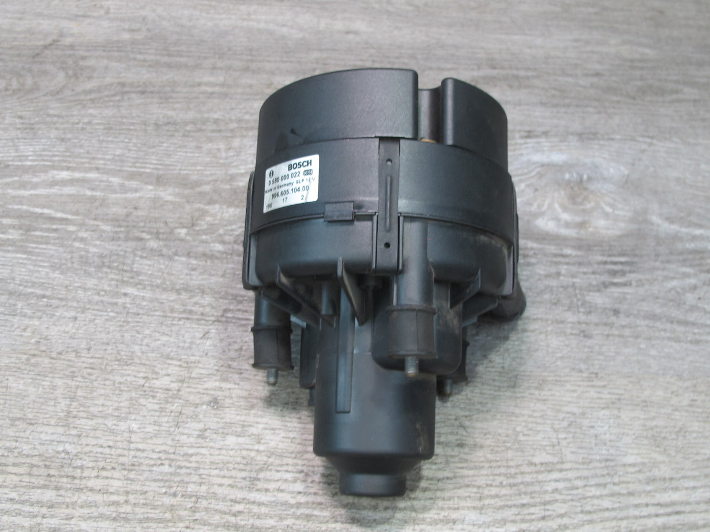 2000-2004 Porsche Boxster 986 Engine Secondary Air Injection Cooling Pump