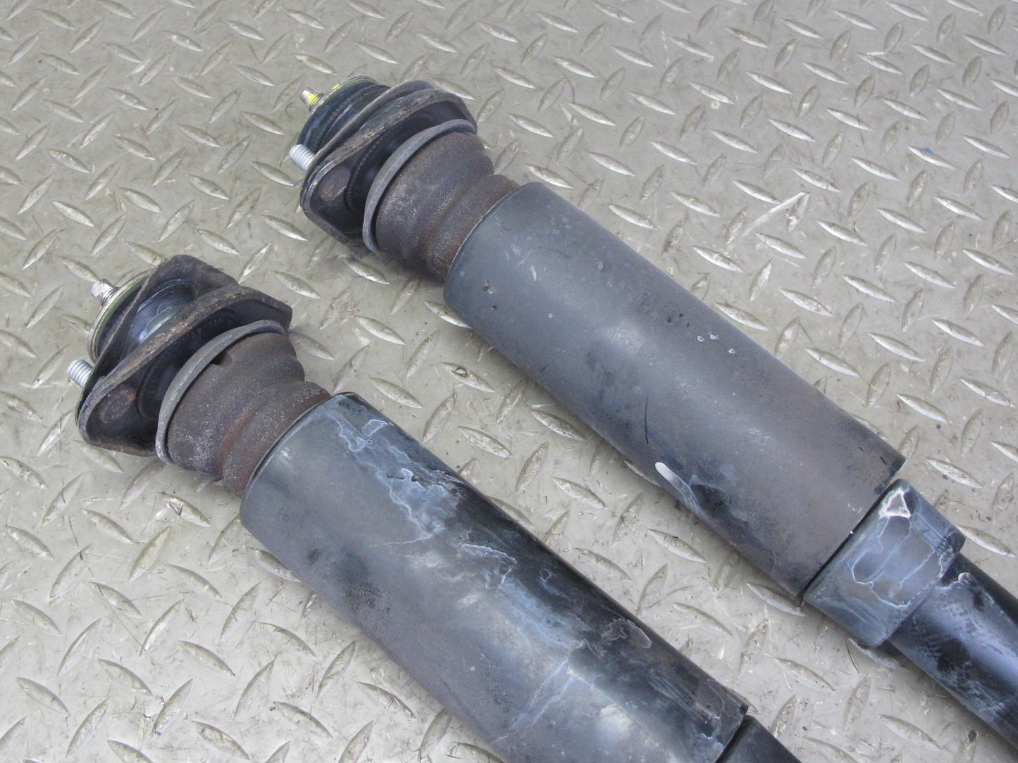06-08 BMW E85 Z4 M-sport Set of 2 Rear Left & Right Strut Shock Absorber 68K OEM