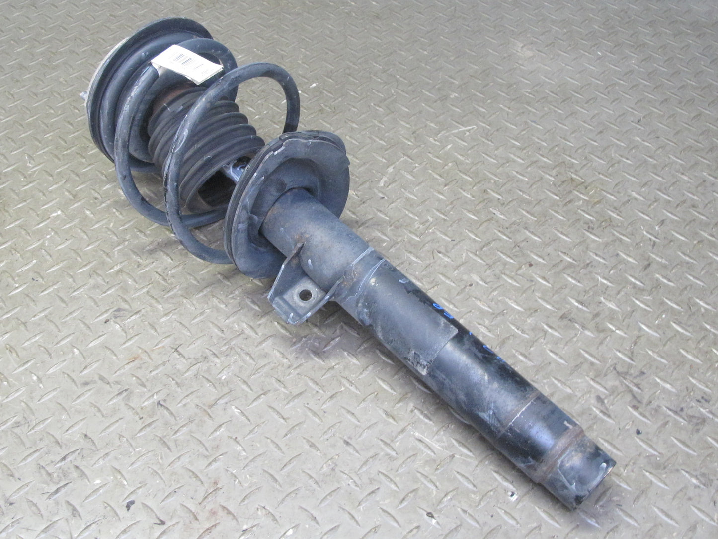06-08 BMW E85 Z4 M-sport Set of 2 Front Left Right Strut Shock Absorber 68K OEM