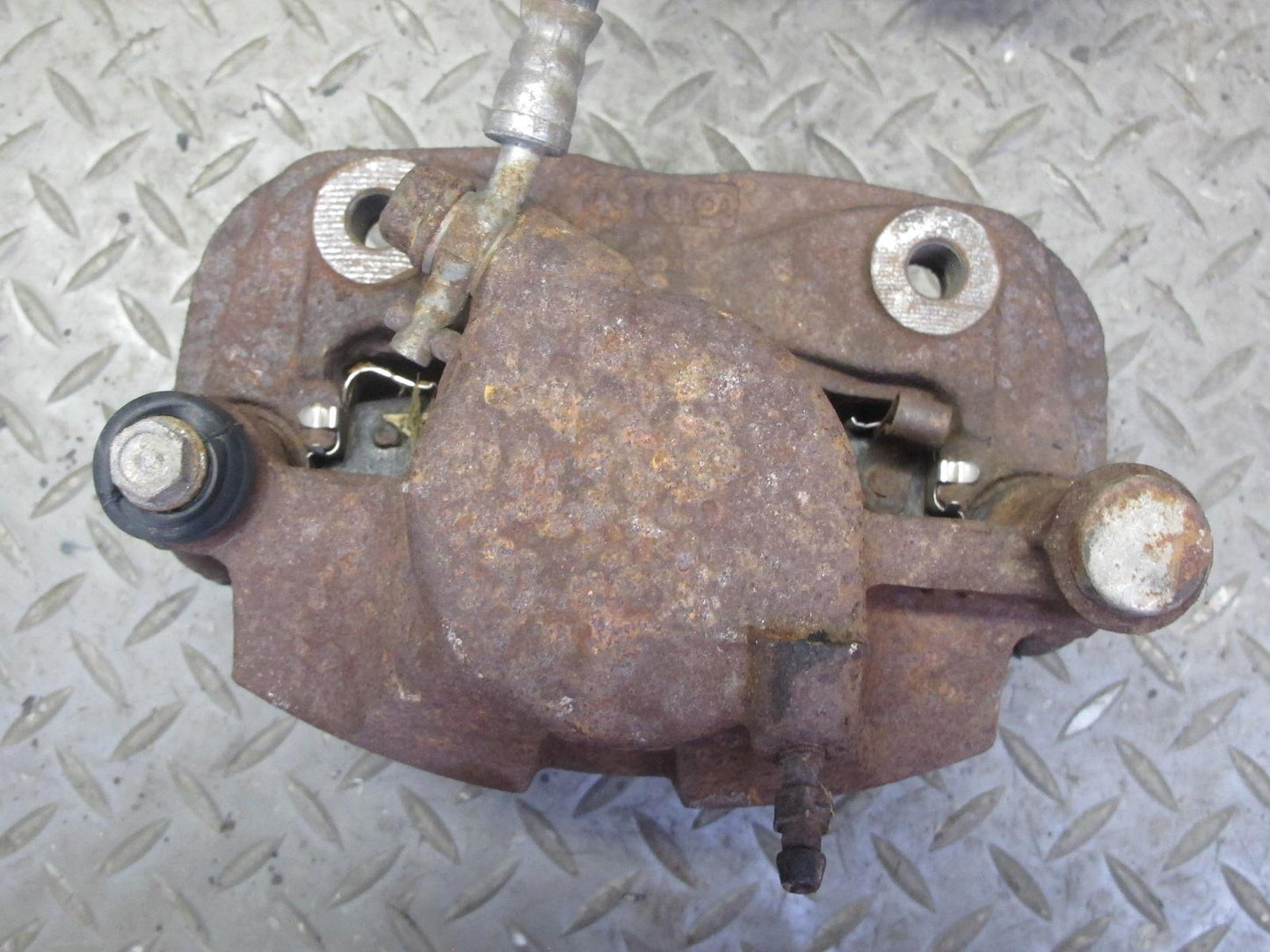 86-90 Toyota Supra MK3 Set of 2 Front Left & Right Brake Caliper 128K Miles OEM