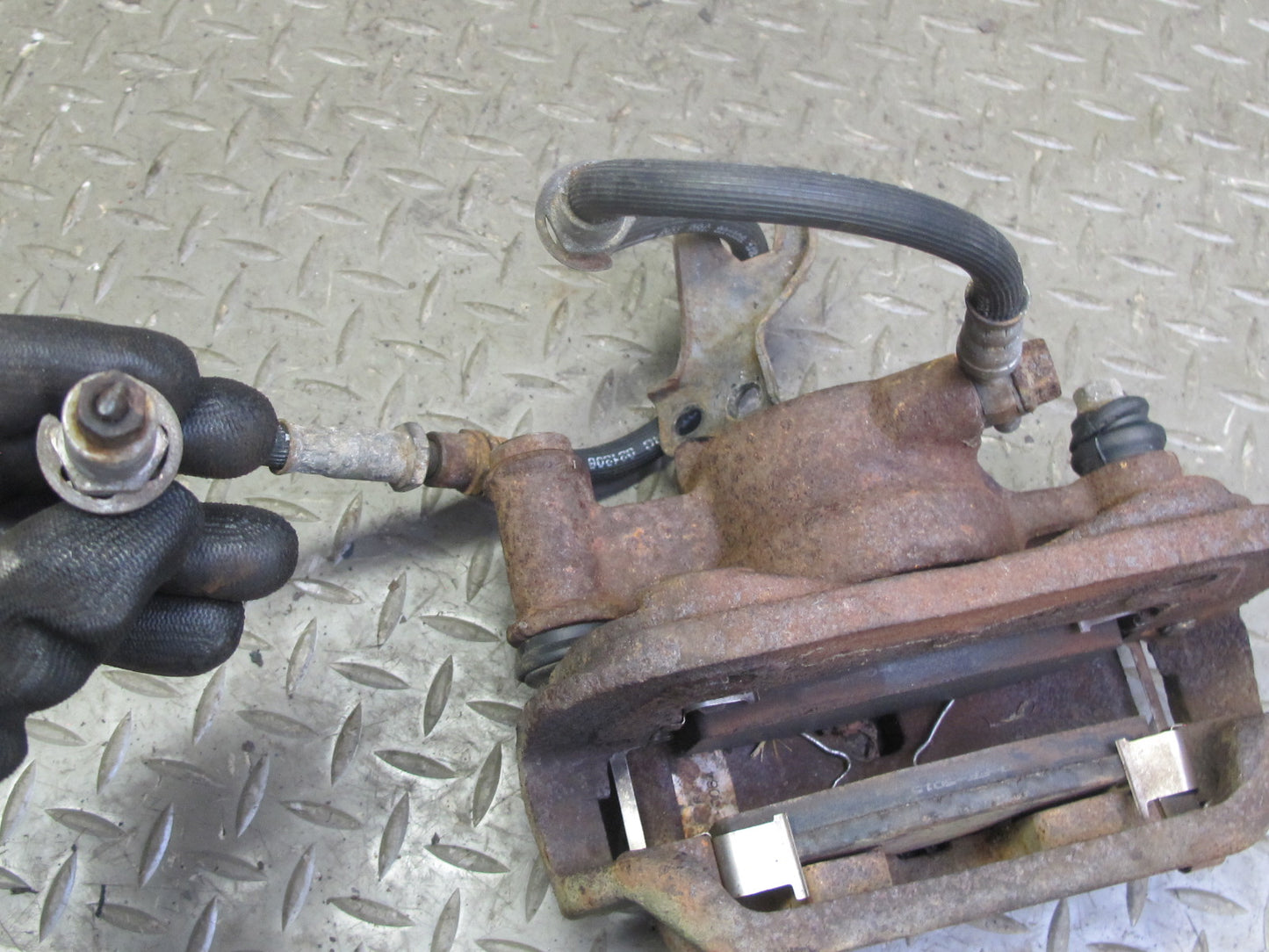 86-90 Toyota Supra MK3 Set of 2 Front Left & Right Brake Caliper 128K Miles OEM