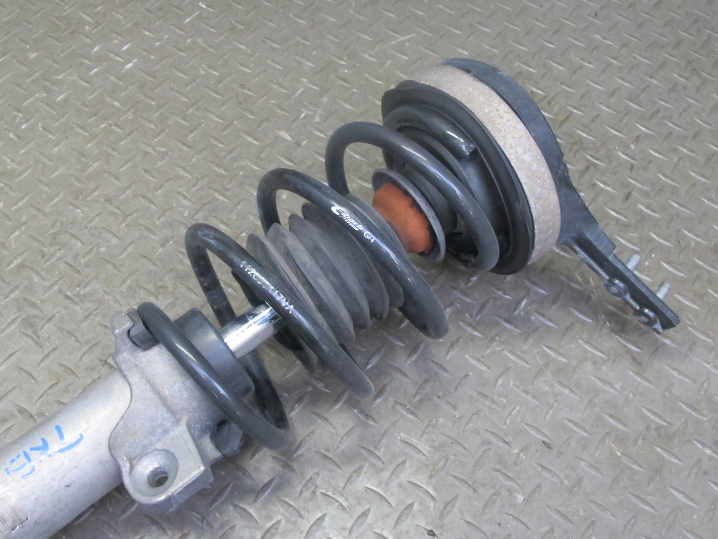 2008-2013 BMW E90 E92 M3 Front Left & Right EDC Strut Shock Absorber Set of 2