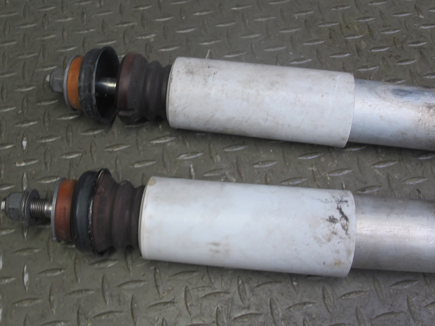 2008-2013 BMW E90 E92 M3 Rear Left & Right EDC Strut Shock Absorber Set of 2