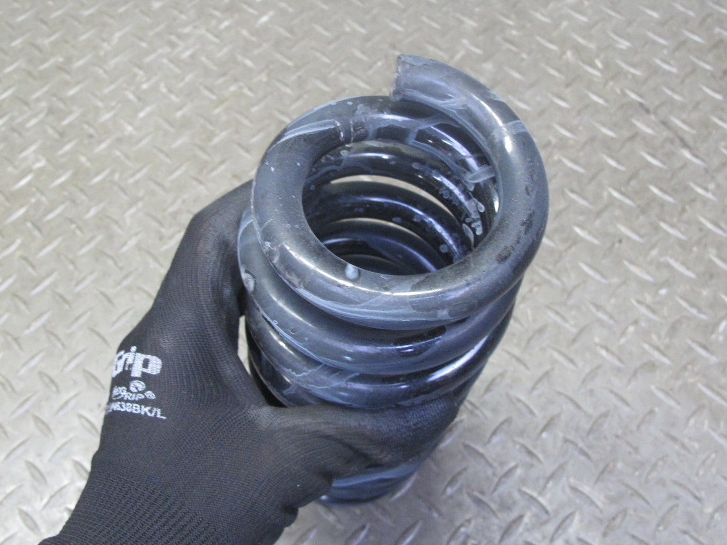 2008-2011 BMW E90 M3 Sedan Rear Left & Right Coil Spring Set of 2