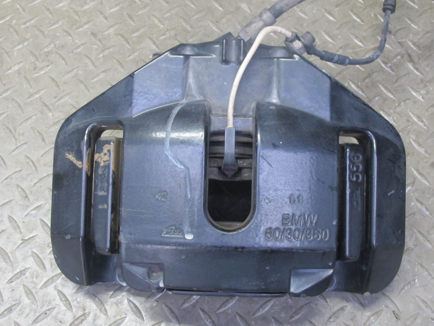 2008-2013 BMW E90 E92 E93 M3 Front Left & Right Brake Caliper Set of 2