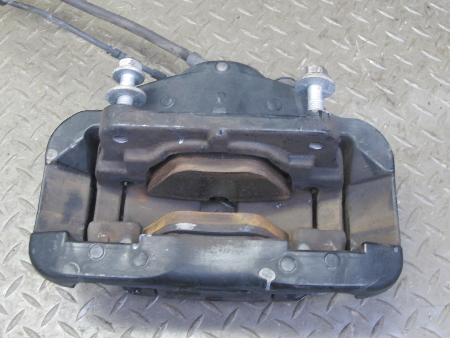 2008-2013 BMW E90 E92 E93 M3 Front Left & Right Brake Caliper Set of 2