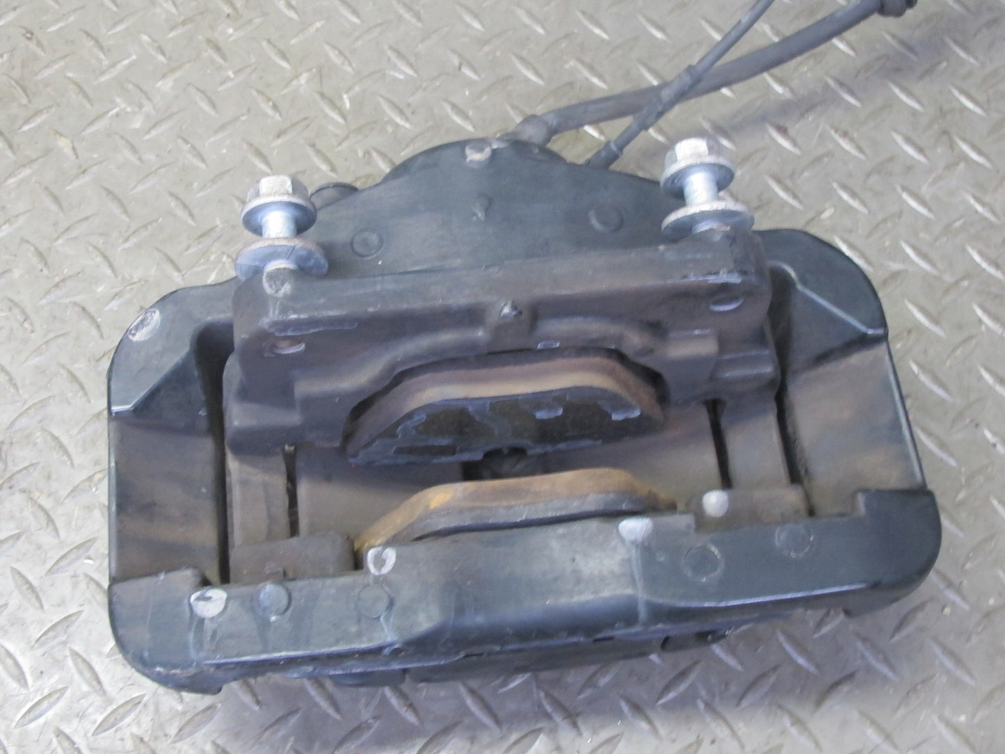 2008-2013 BMW E90 E92 E93 M3 Front Left & Right Brake Caliper Set of 2
