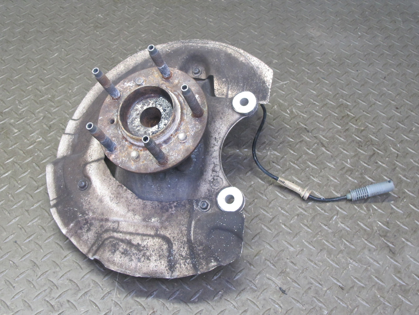 2008-2013 BMW E90 E92 M3 Front Left Spindle Knuckle Wheel Hub Bearing